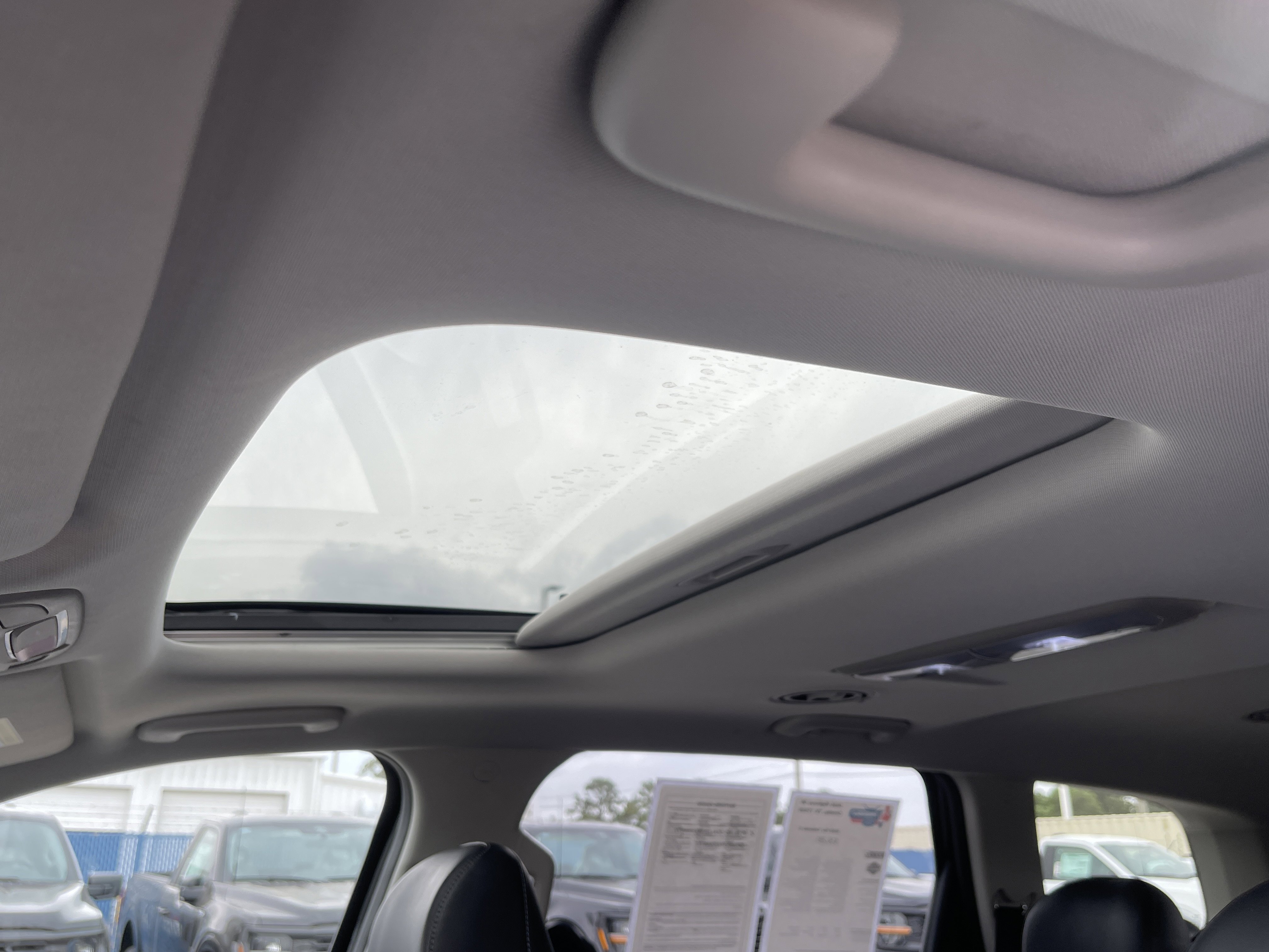 Used 2025 Kia Telluride S image 33