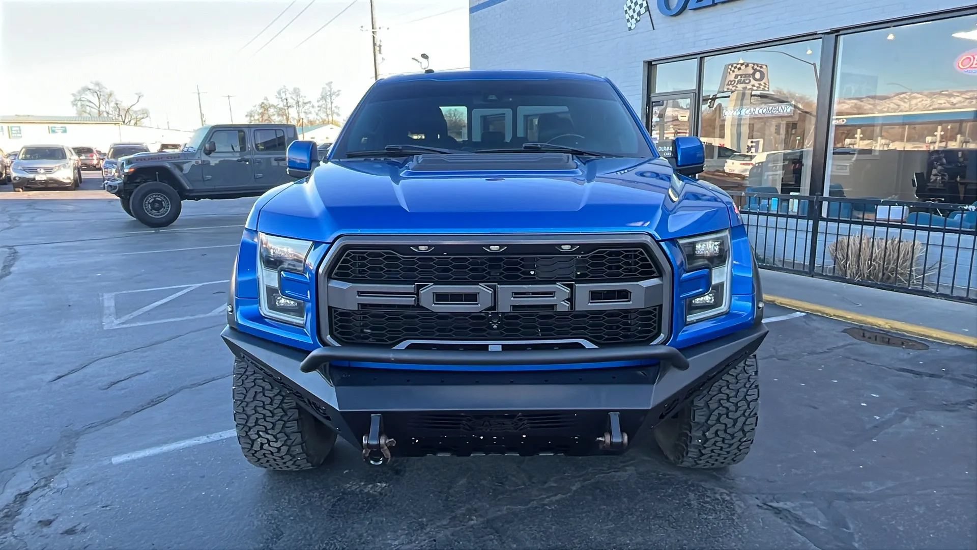 Used 2017 Ford F150 Raptor w/ Equipment Group 802A Luxury AWD/4WD image 10