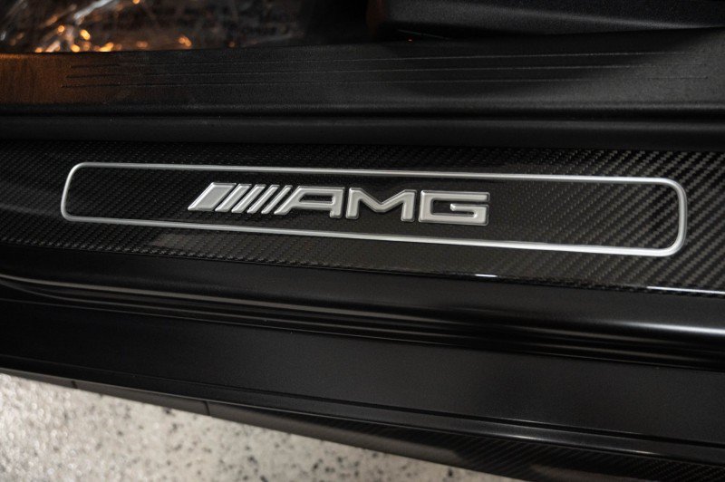 Used 2020 Mercedes-Benz AMG GT R image 34