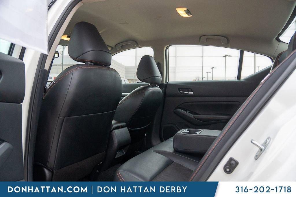 Used 2024 Nissan Altima 2.5 SR FWD image 17