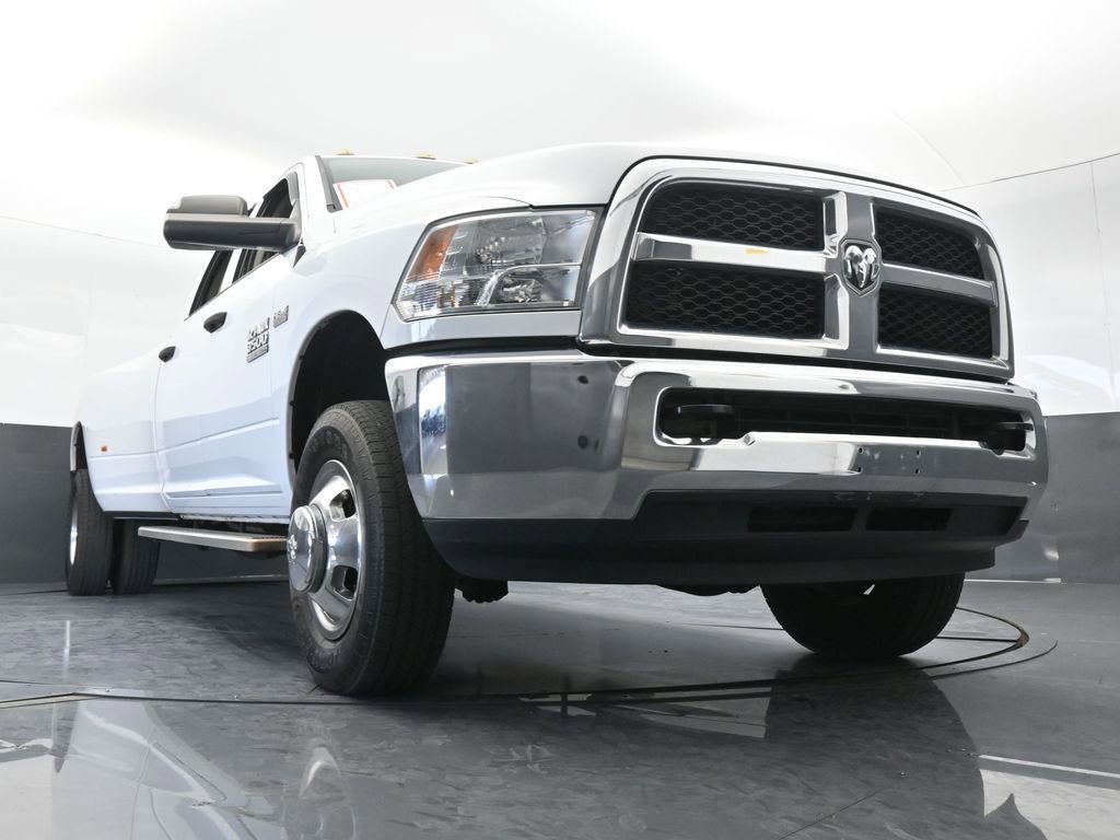 Used 2018 RAM 3500 Tradesman w/ Chrome Appearance Group image 57