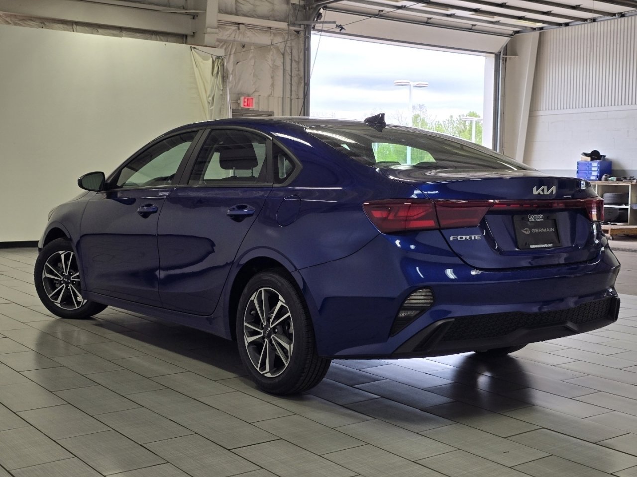 Used 2023 Kia Forte LXS image 12