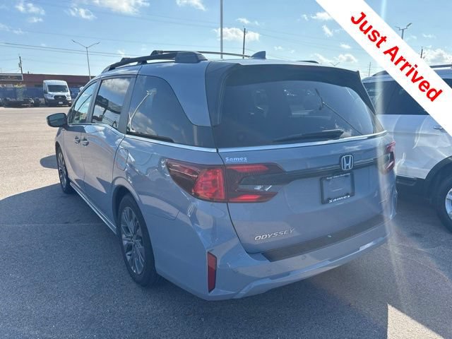 Used 2025 Honda Odyssey Touring image 9