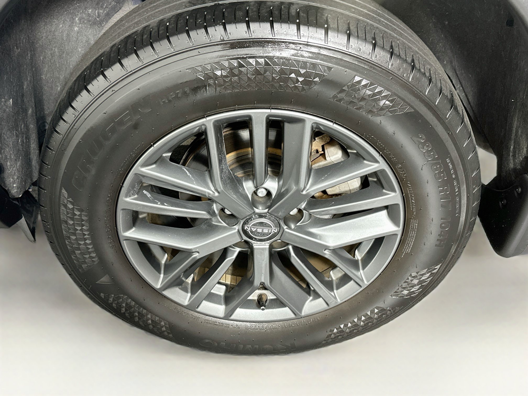 Used 2023 Nissan Rogue S FWD image 11