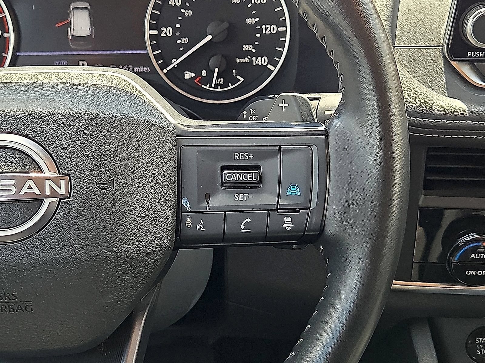 Used 2025 Nissan Rogue SV AWD/4WD image 20