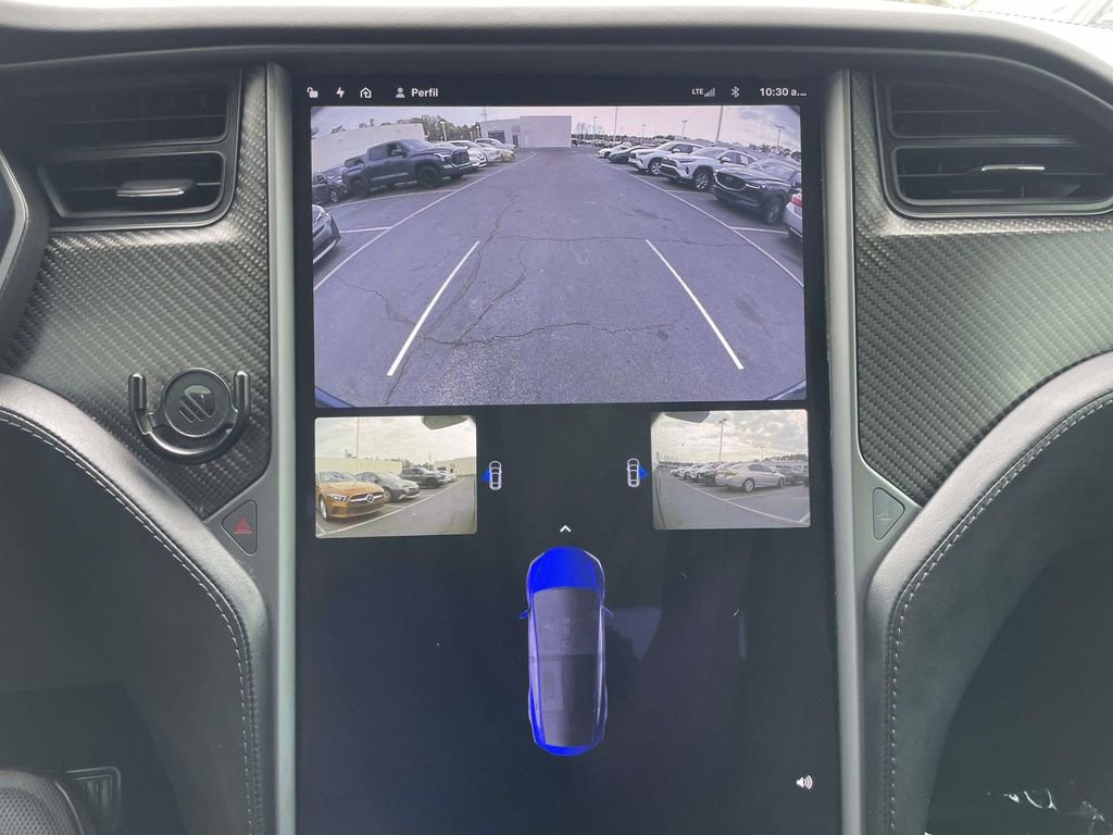 Used 2018 Tesla Model X 75D image 42