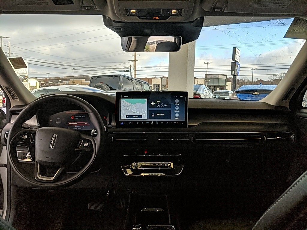 Used 2023 Lincoln Corsair FWD w/ Equipment Group 101A image 13