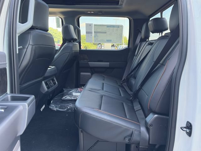 New 2026 Ford F250 Lariat w/ Black Appearance Package AWD/4WD image 28