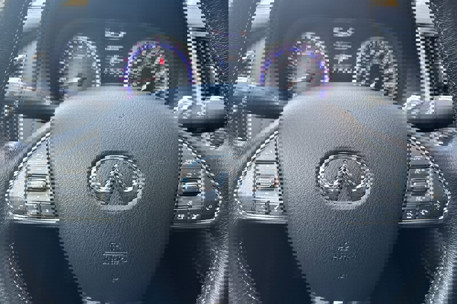 Used 2016 INFINITI Q50 Premium image 23