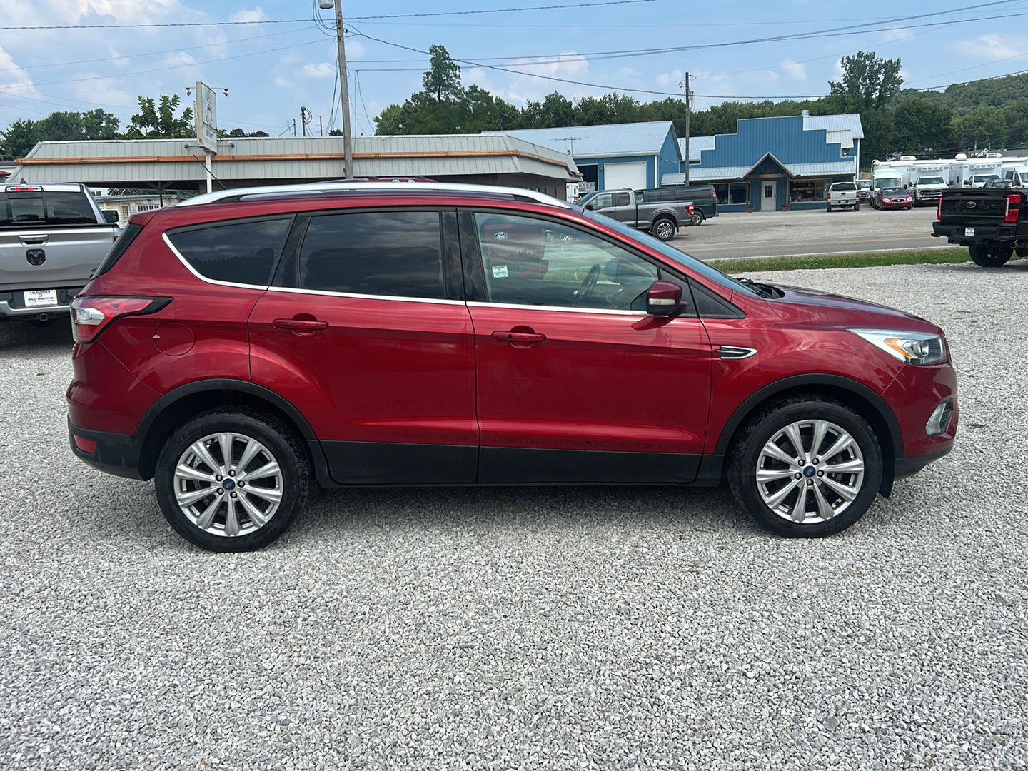 Used 2017 Ford Escape Titanium AWD/4WD image 4