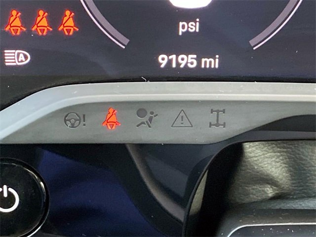 Used 2024 Porsche Taycan image 35