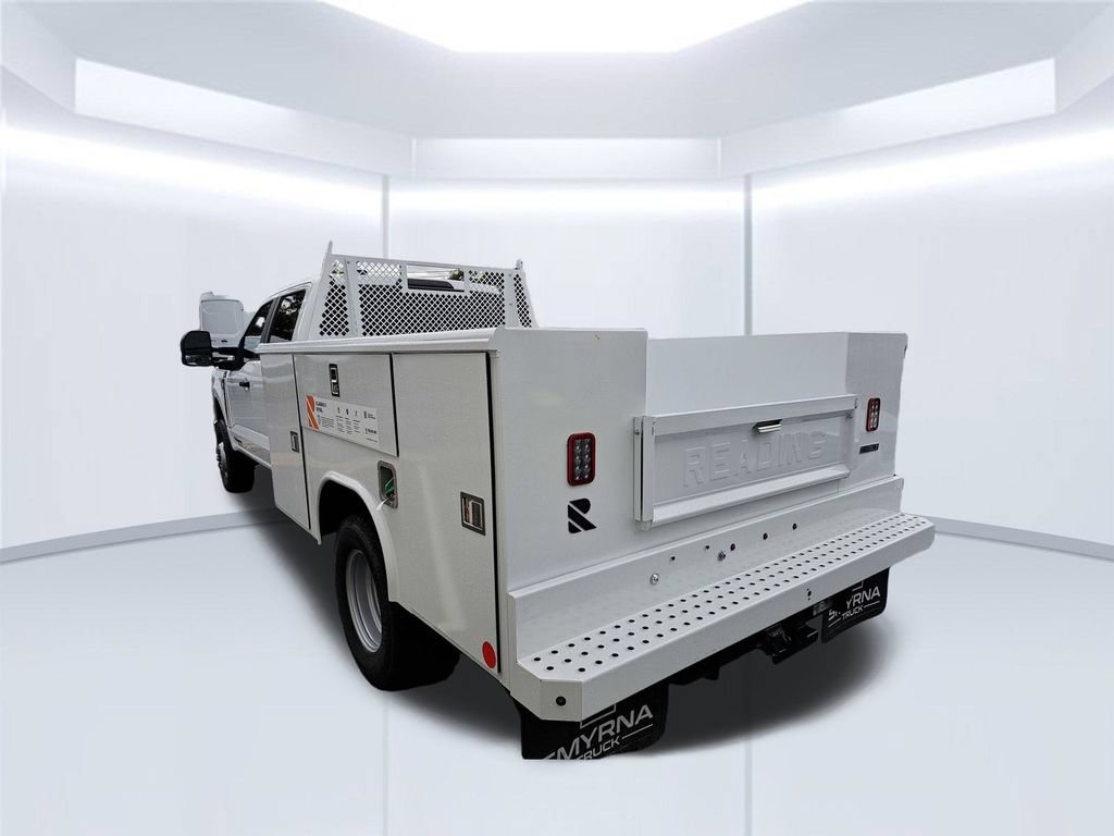 New 2025 Ford F350 XL w/ XL Chrome Package AWD/4WD image 4