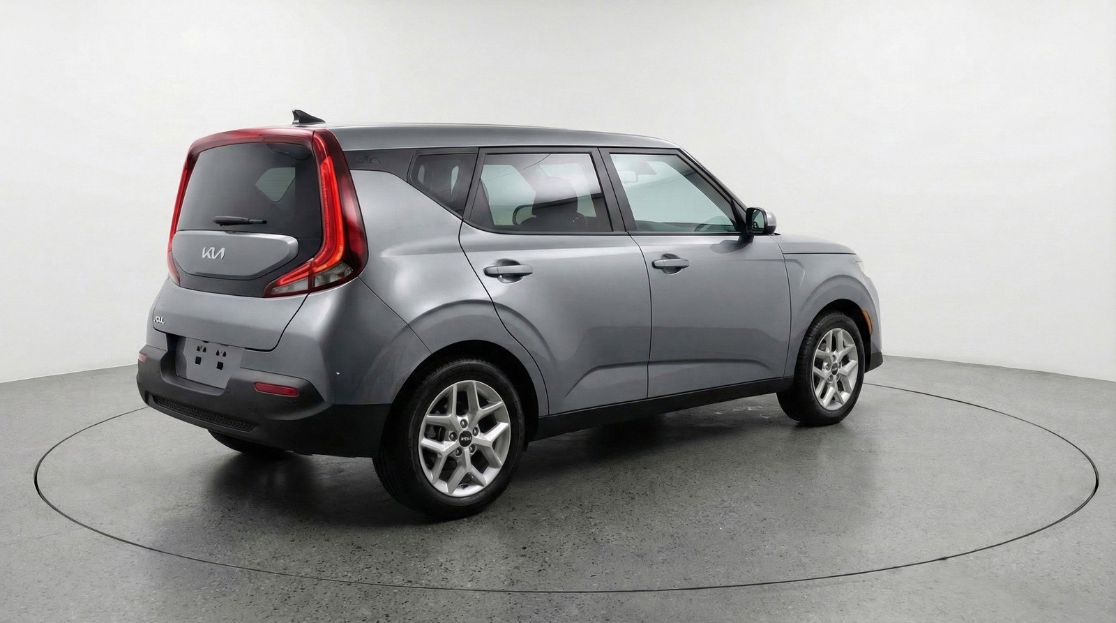 Used 2025 Kia Soul LX w/ LX Technology Package image 9