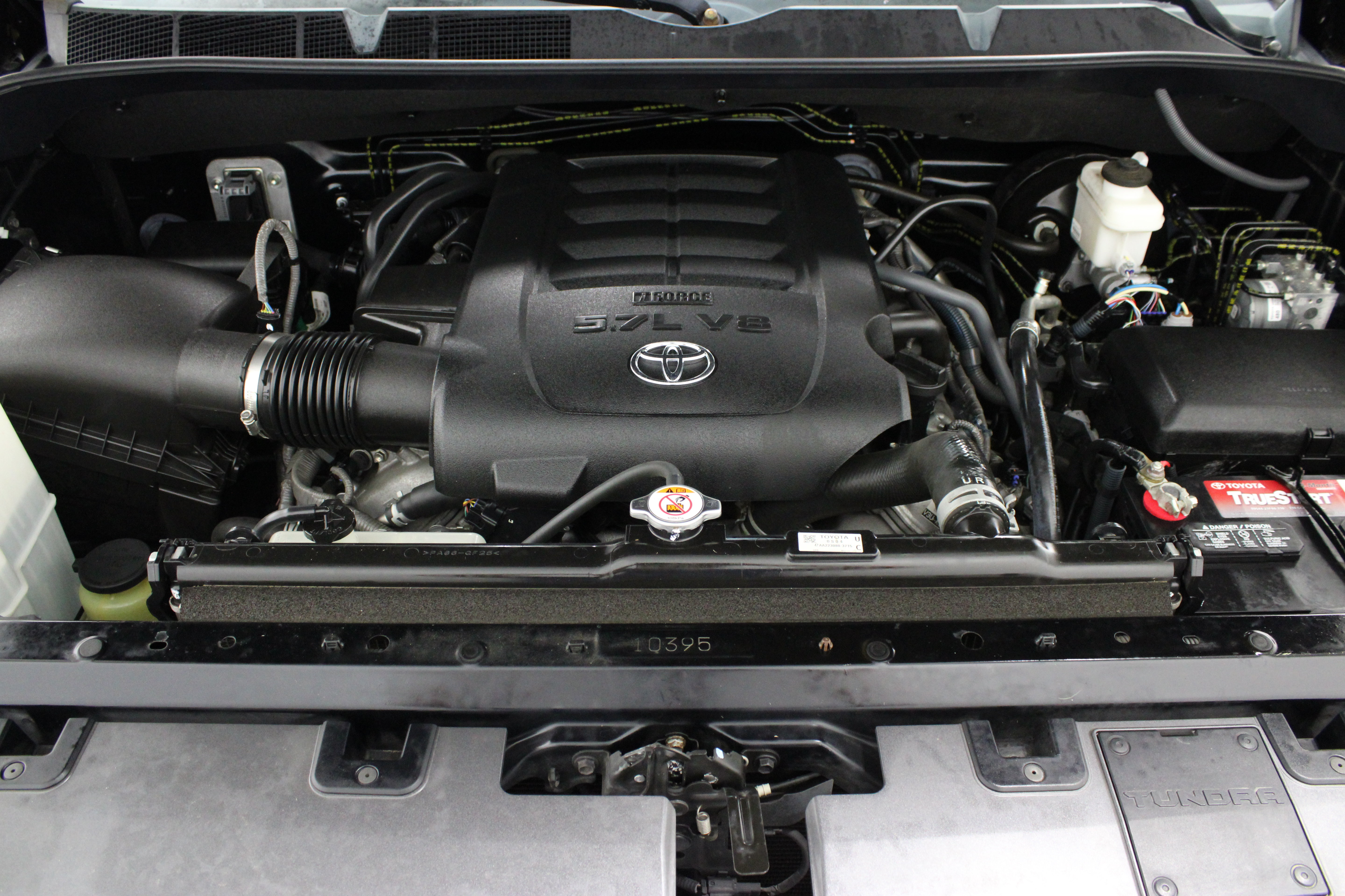 Used 2019 Toyota Tundra SR5 w/ SR5 Upgrade Package AWD/4WD image 37