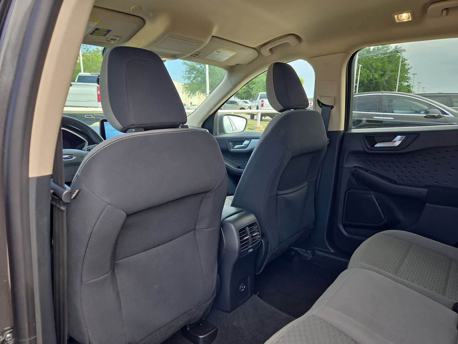 Used 2020 Ford Escape SE FWD image 16