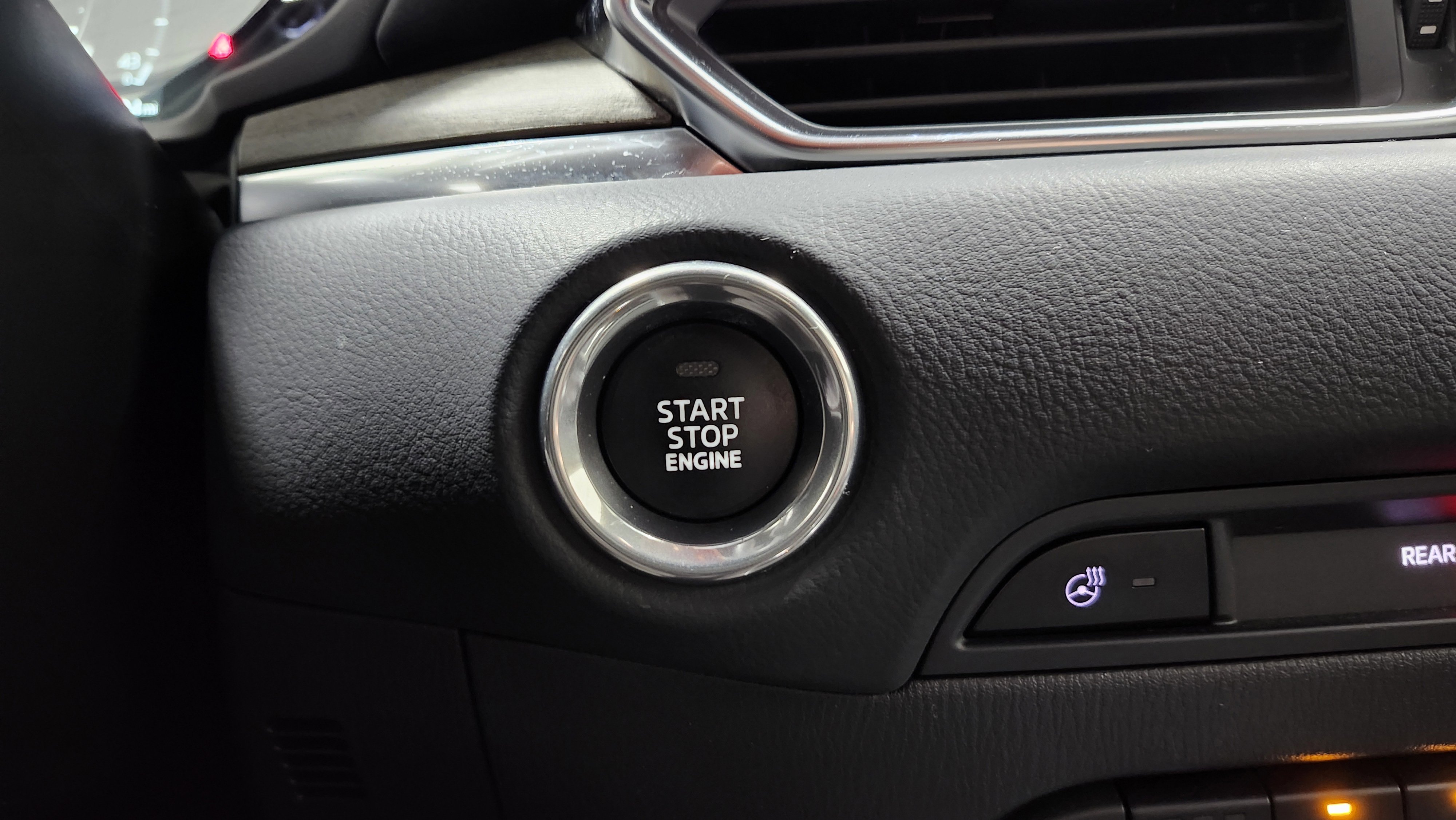 Used 2024 MAZDA CX-5 Signature image 9