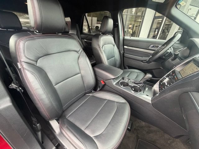 Used 2018 Ford Explorer Sport AWD/4WD image 24