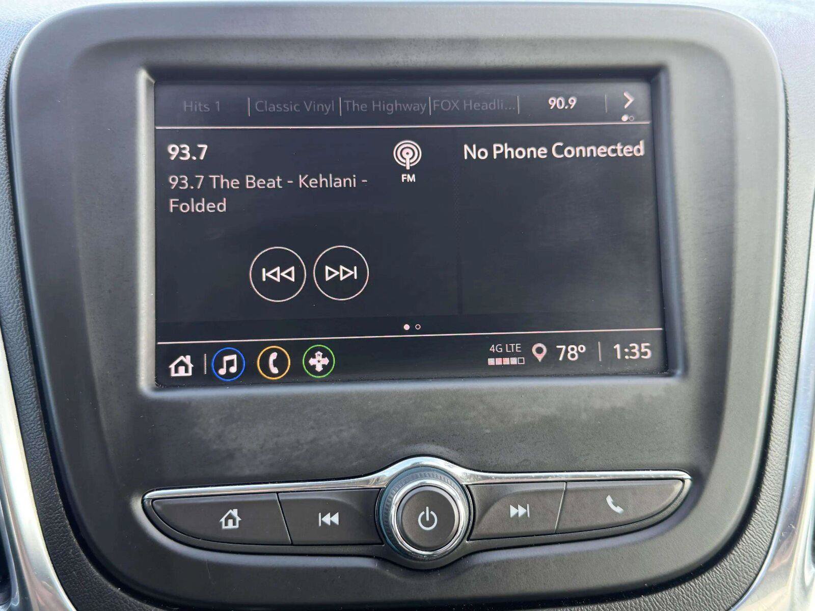 Used 2023 Chevrolet Equinox LT FWD image 28