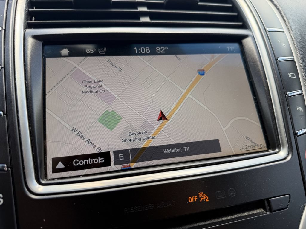 Used 2018 Lincoln MKX Reserve FWD image 15