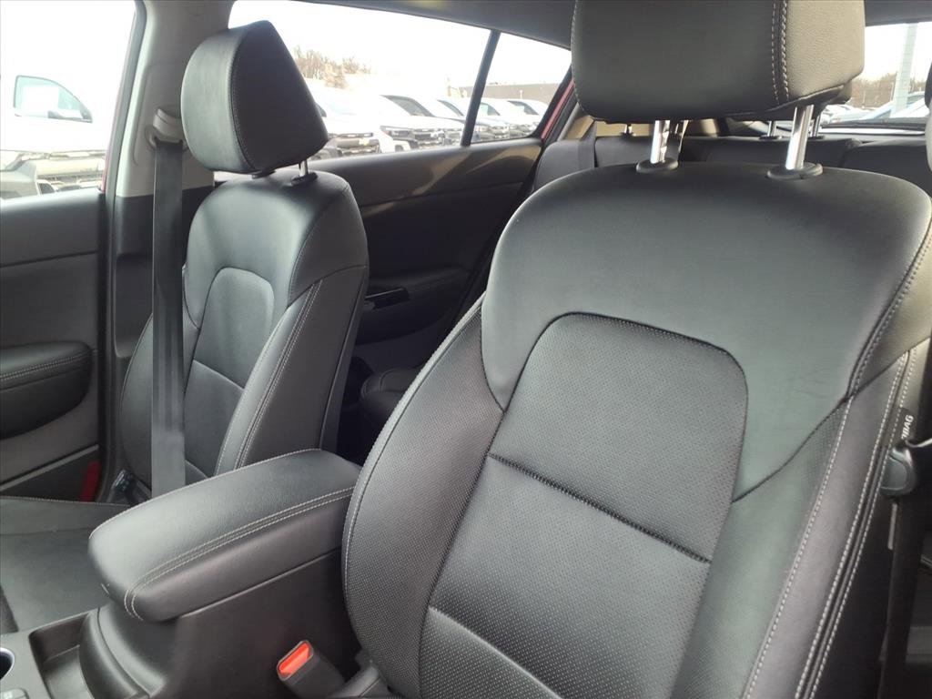 Used 2022 Kia Sportage EX w/ EX Technology Package image 11