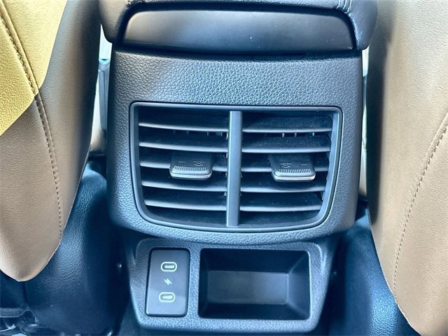 Used 2024 Kia Seltos EX image 17