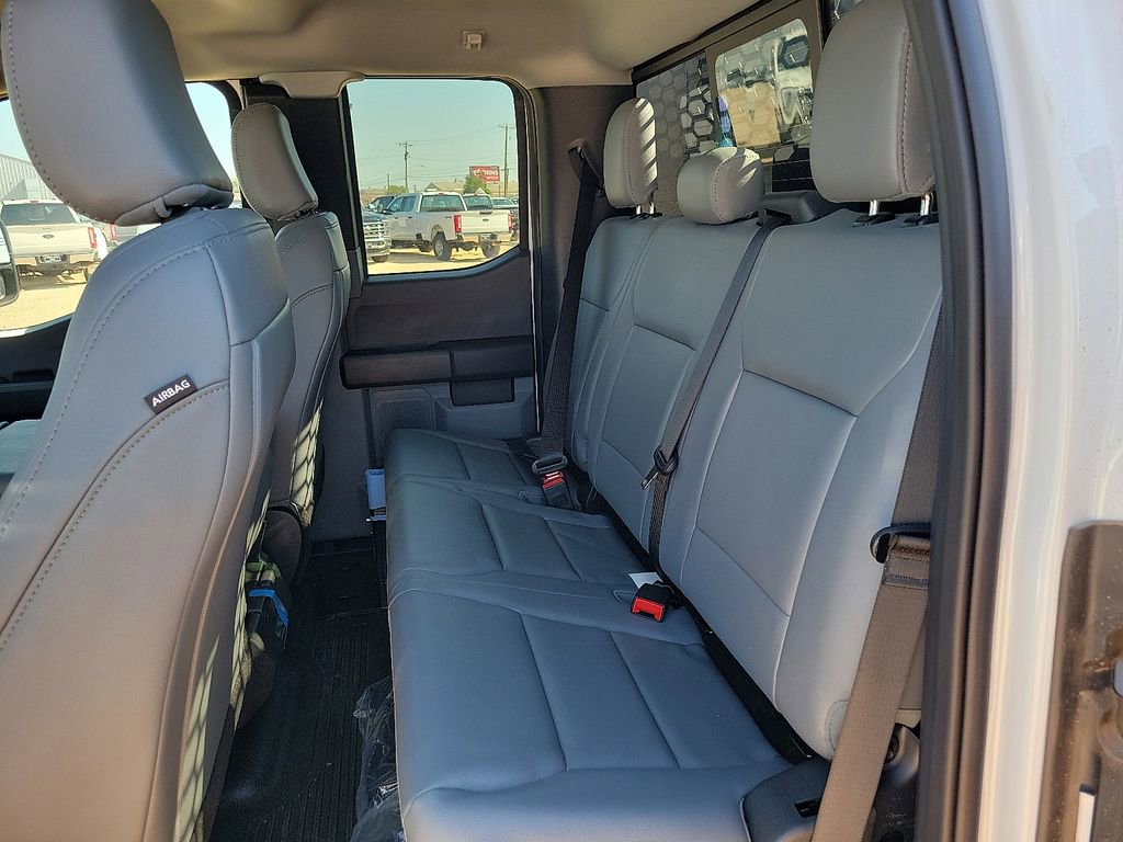 New 2024 Ford F550 4x4 SuperCab Super Duty image 17