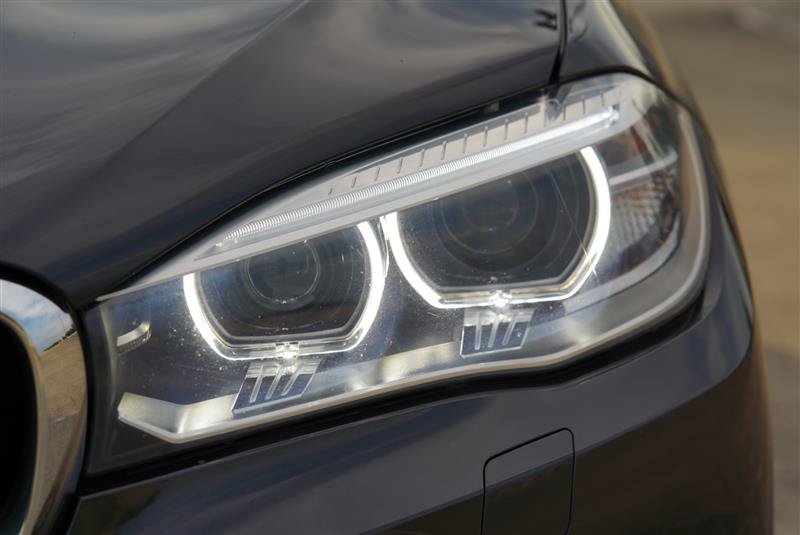 Used 2015 BMW X5 xDrive50i AWD/4WD image 27