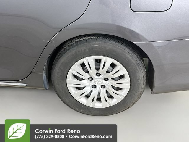 Used 2012 Toyota Camry LE FWD image 28