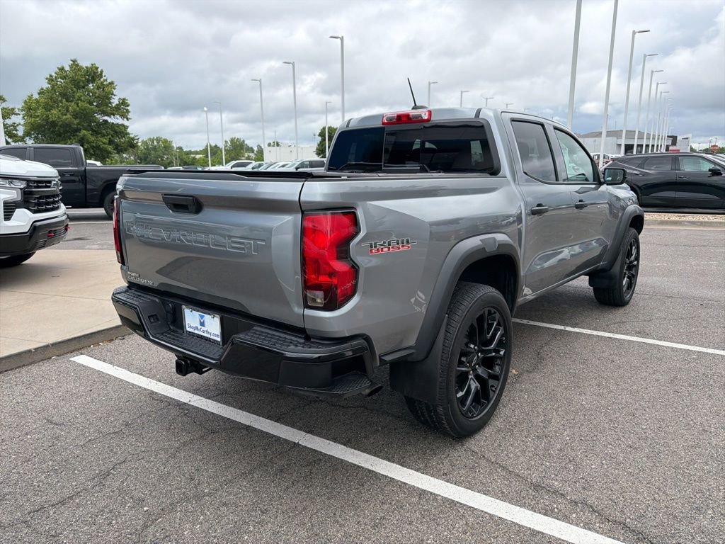 Used 2024 Chevrolet Colorado Trail Boss w/ Advanced Trailering Package AWD/4WD image 3