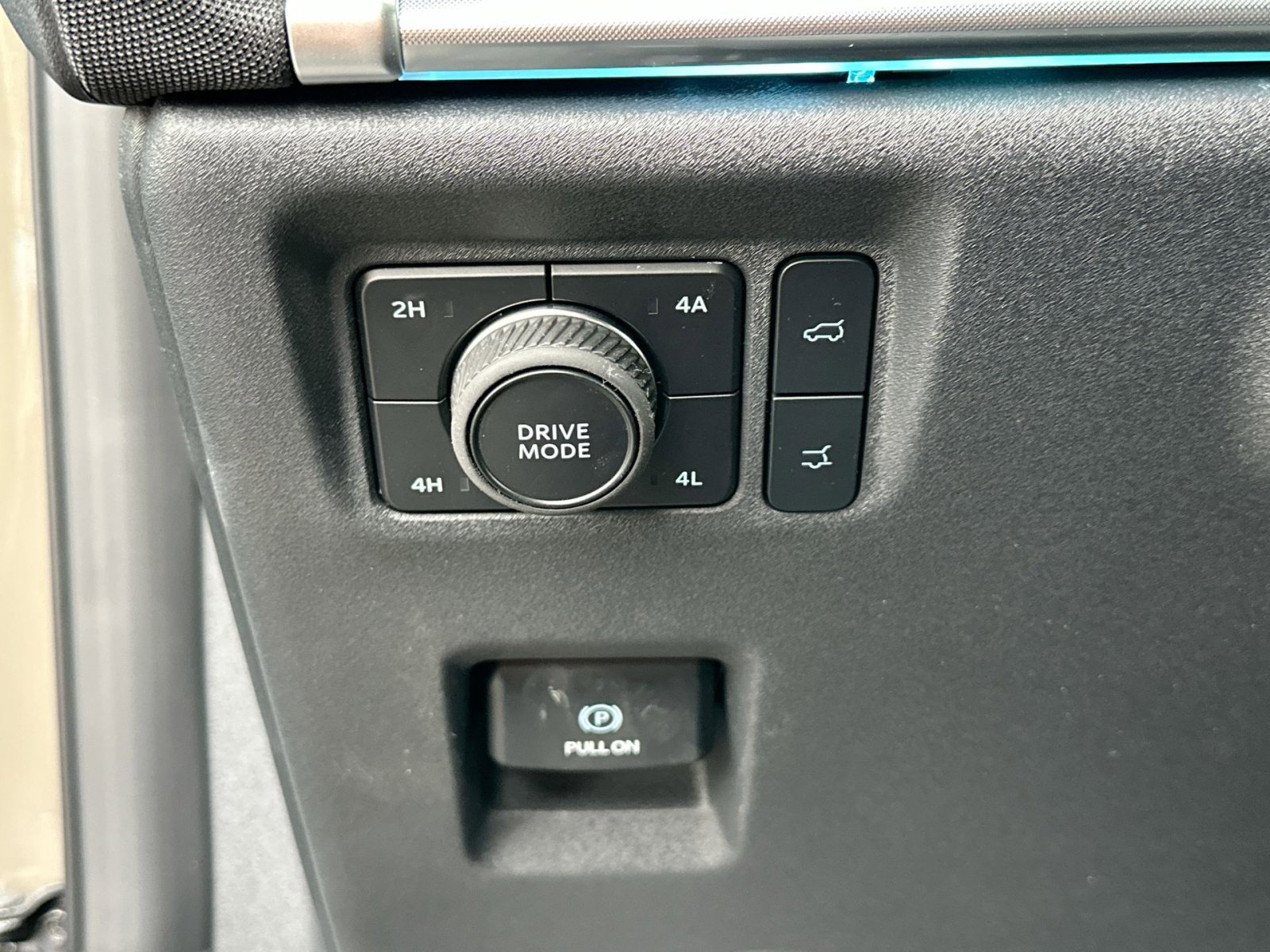 New 2026 Ford Expedition Max Platinum w/ Stealth Performance Package image 17