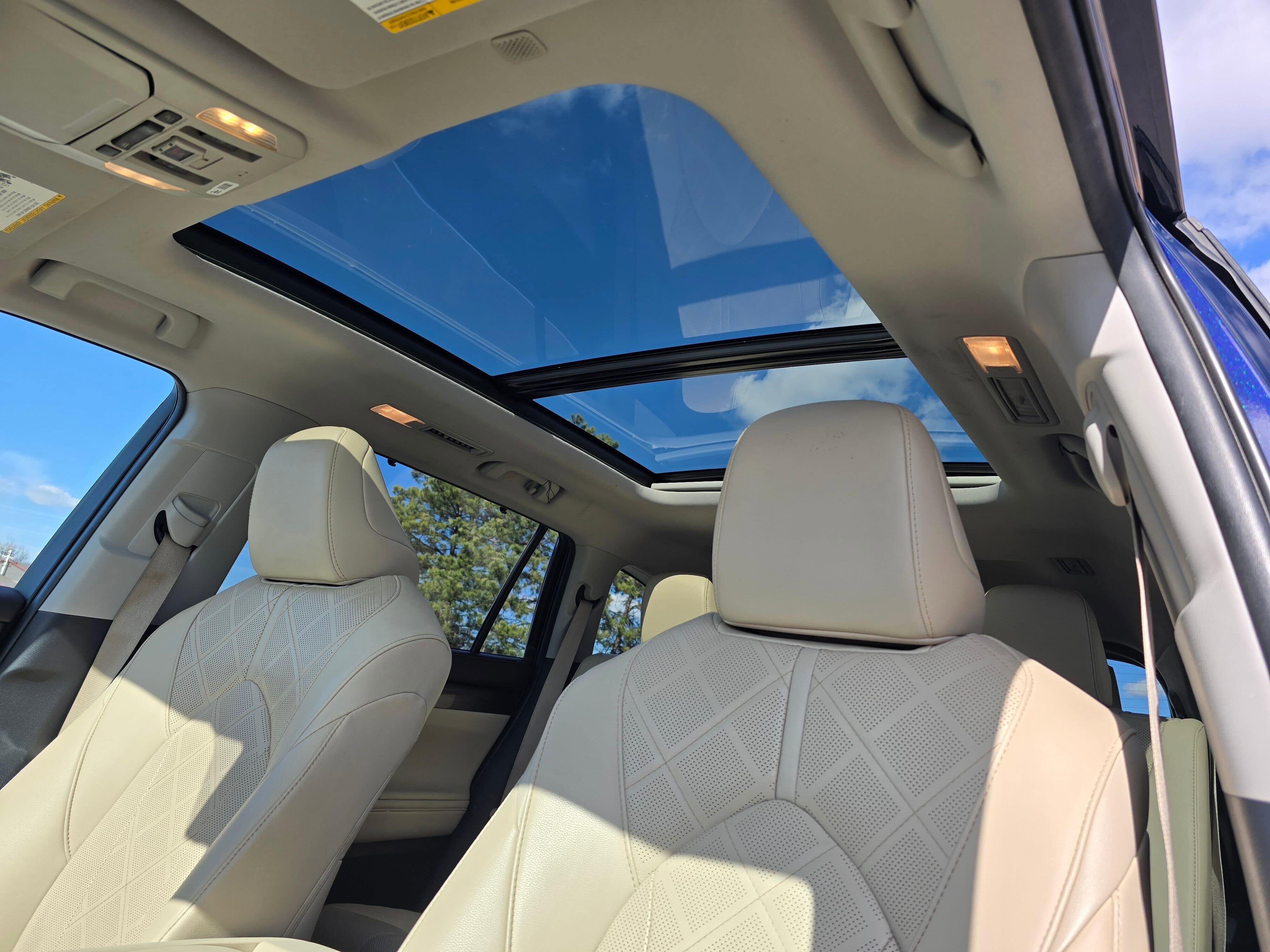 Used 2020 Toyota Highlander Platinum image 27
