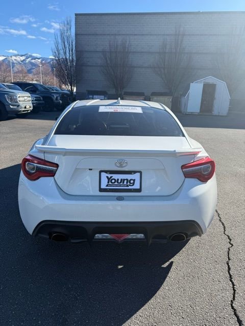 Used 2017 Toyota 86 image 7