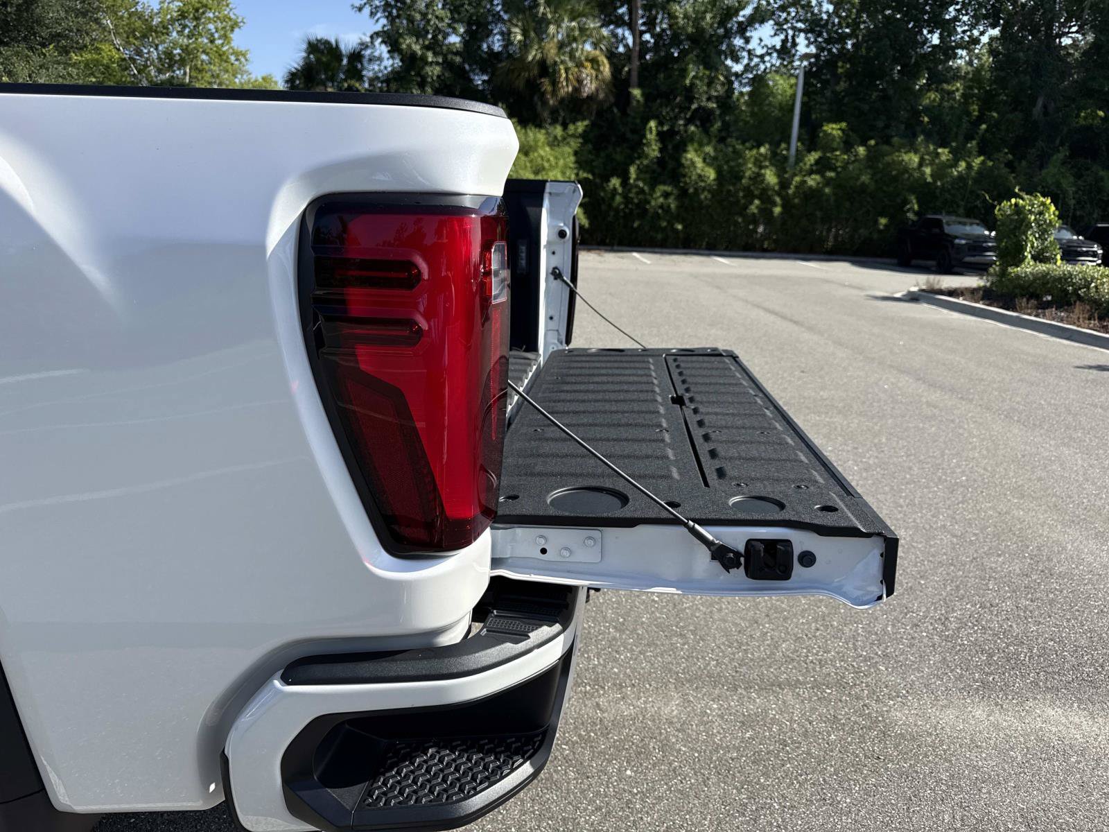 Used 2025 GMC Sierra 2500 Denali Ultimate AWD/4WD image 37