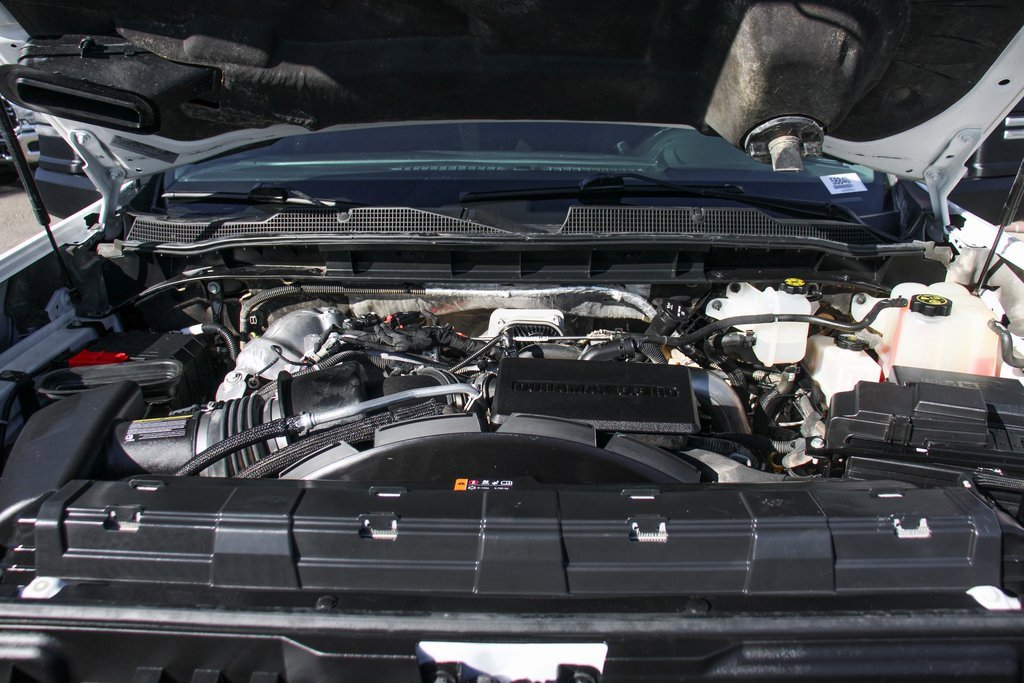 Used 2024 Chevrolet Silverado 2500 LT image 12