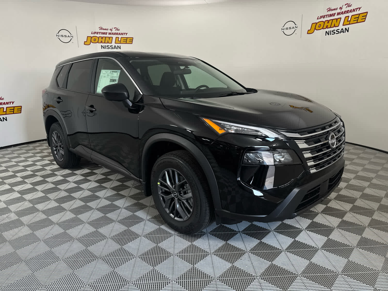 New 2026 Nissan Rogue S image 7