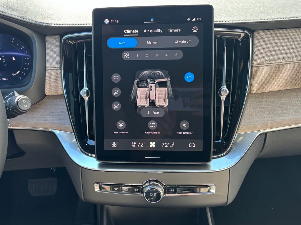 New 2026 Volvo XC90 B6 Plus image 13