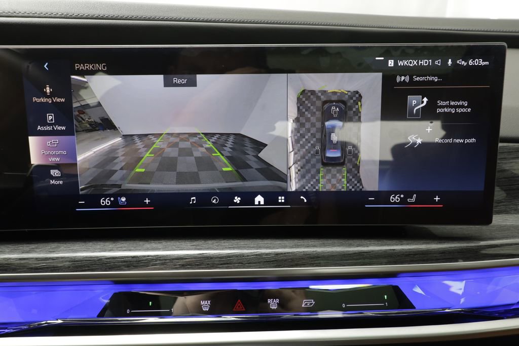 Certified 2025 BMW 760i xDrive w/ Executive Package AWD/4WD image 12