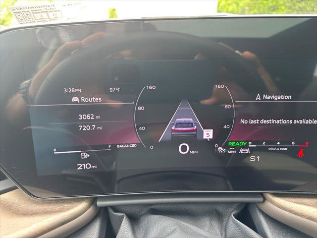 Certified 2025 Audi Q5 Premium w/ Convenience Package AWD/4WD image 20