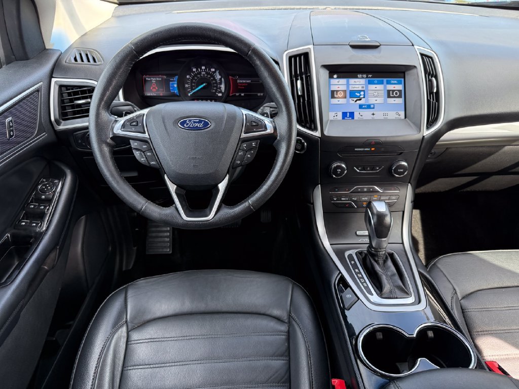 Used 2016 Ford Edge SEL w/ Equipment Group 201A AWD/4WD image 21
