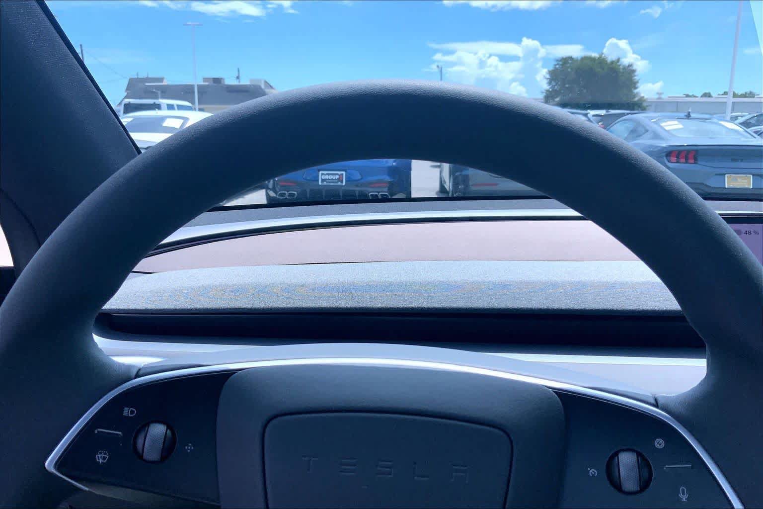 Used 2026 Tesla Model Y 2WD image 24
