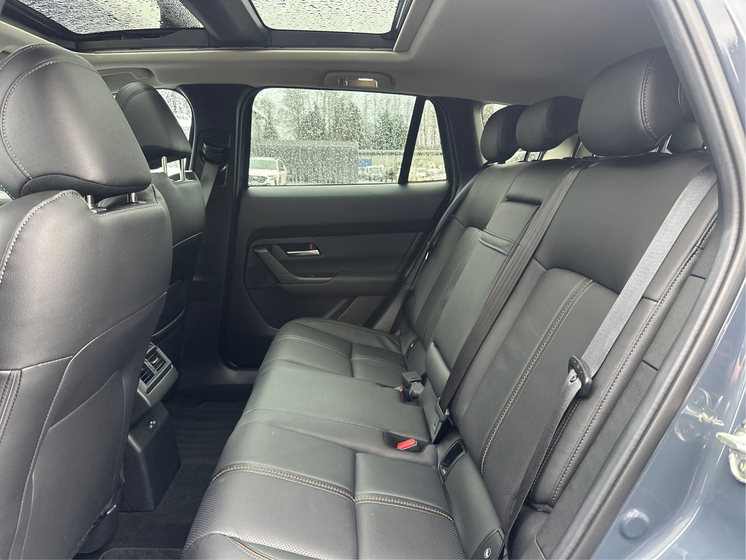 Certified 2025 MAZDA CX-50 2.5 Hybrid w/ Weather Package image 10