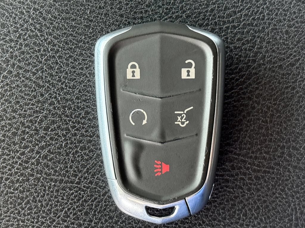 Used 2020 Cadillac XT4 Sport w/ Cold Weather Package FWD image 19