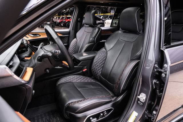 Used 2023 Jeep Grand Cherokee L Summit AWD/4WD image 60