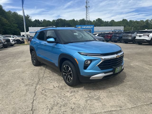 Used 2025 Chevrolet TrailBlazer LT AWD/4WD image 12