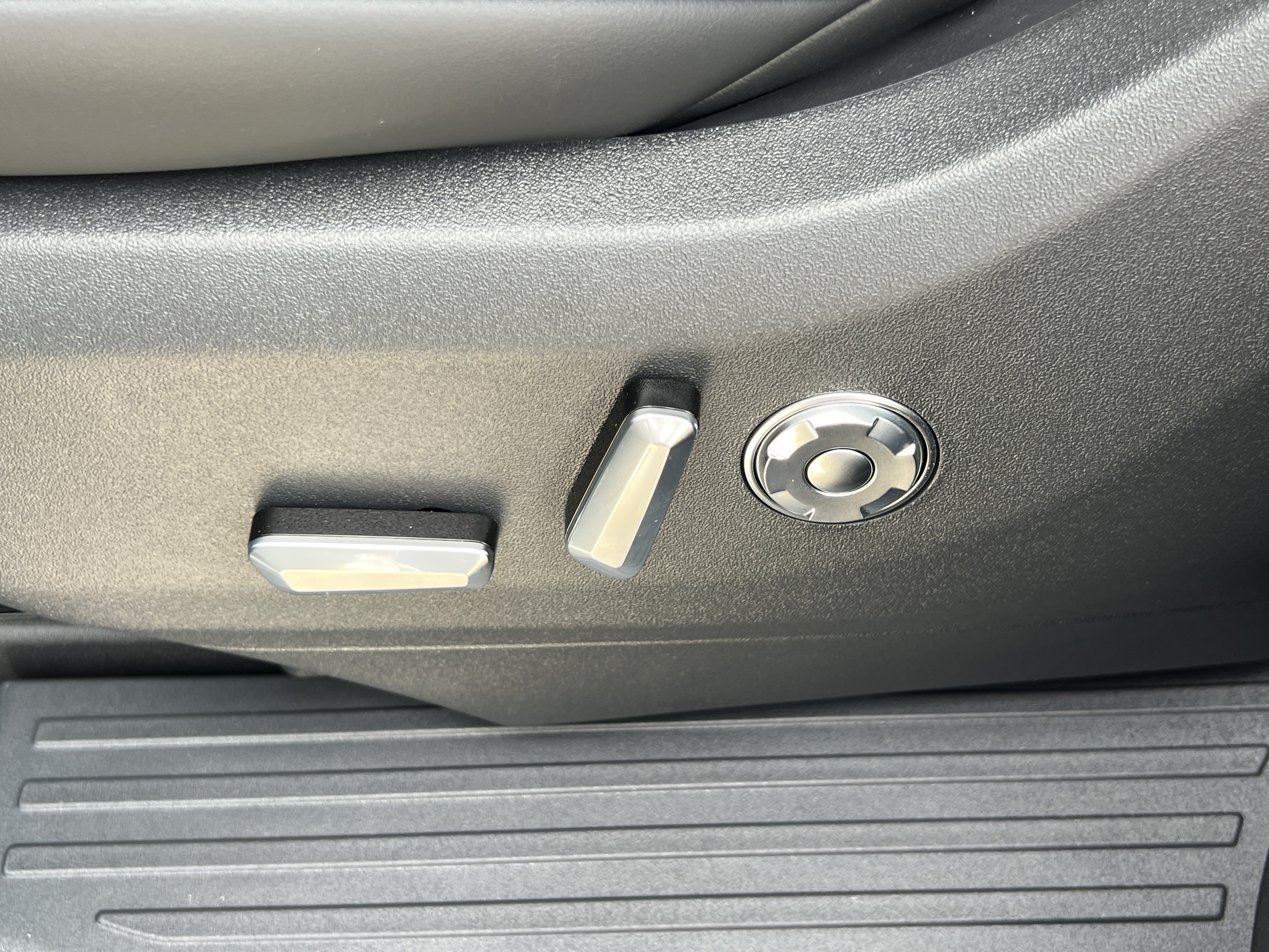 New 2027 Lincoln Navigator Reserve AWD/4WD image 26