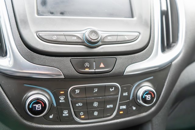 Used 2023 Chevrolet Equinox LT image 28