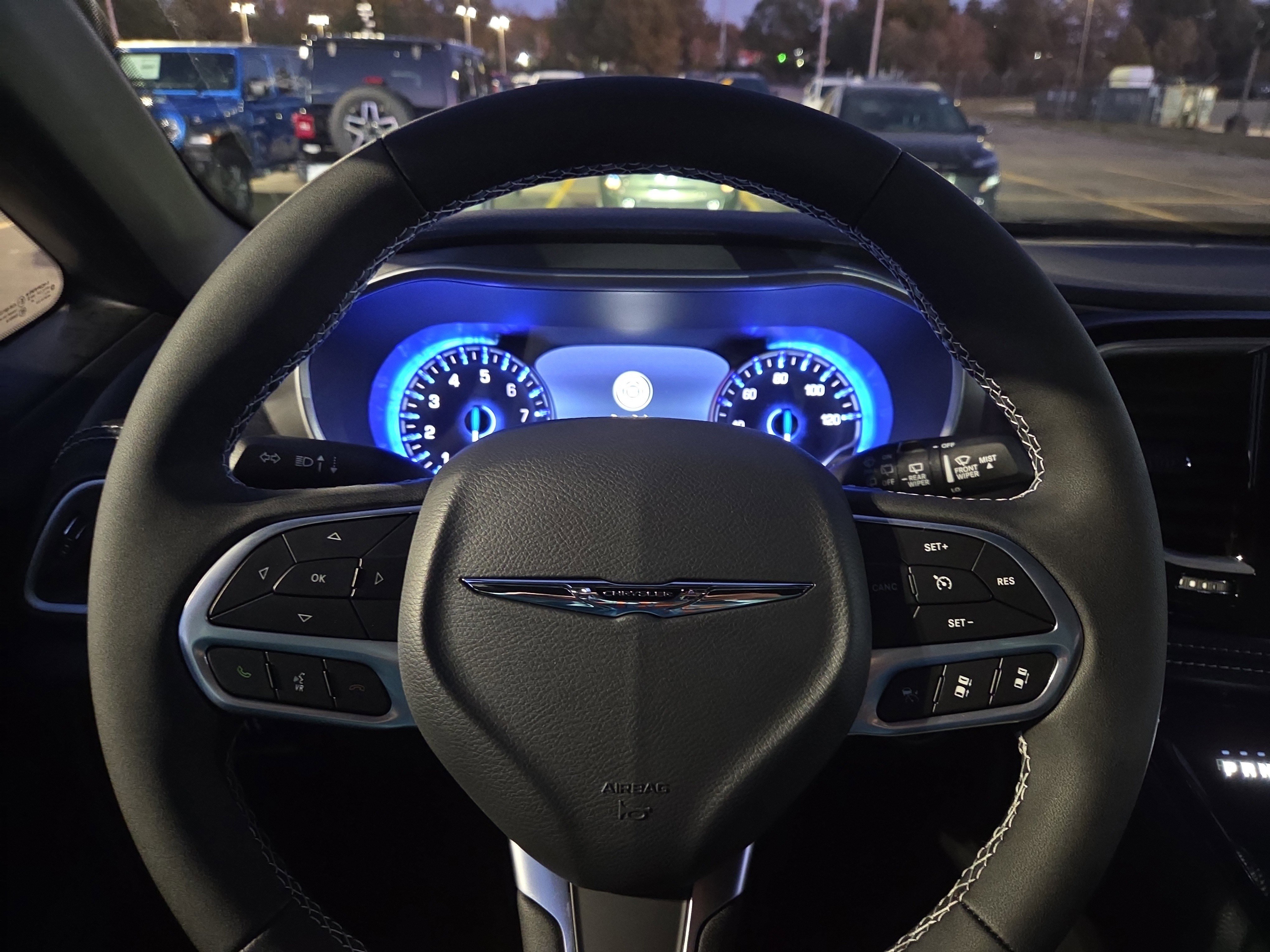 New 2026 Chrysler Pacifica Select FWD image 10