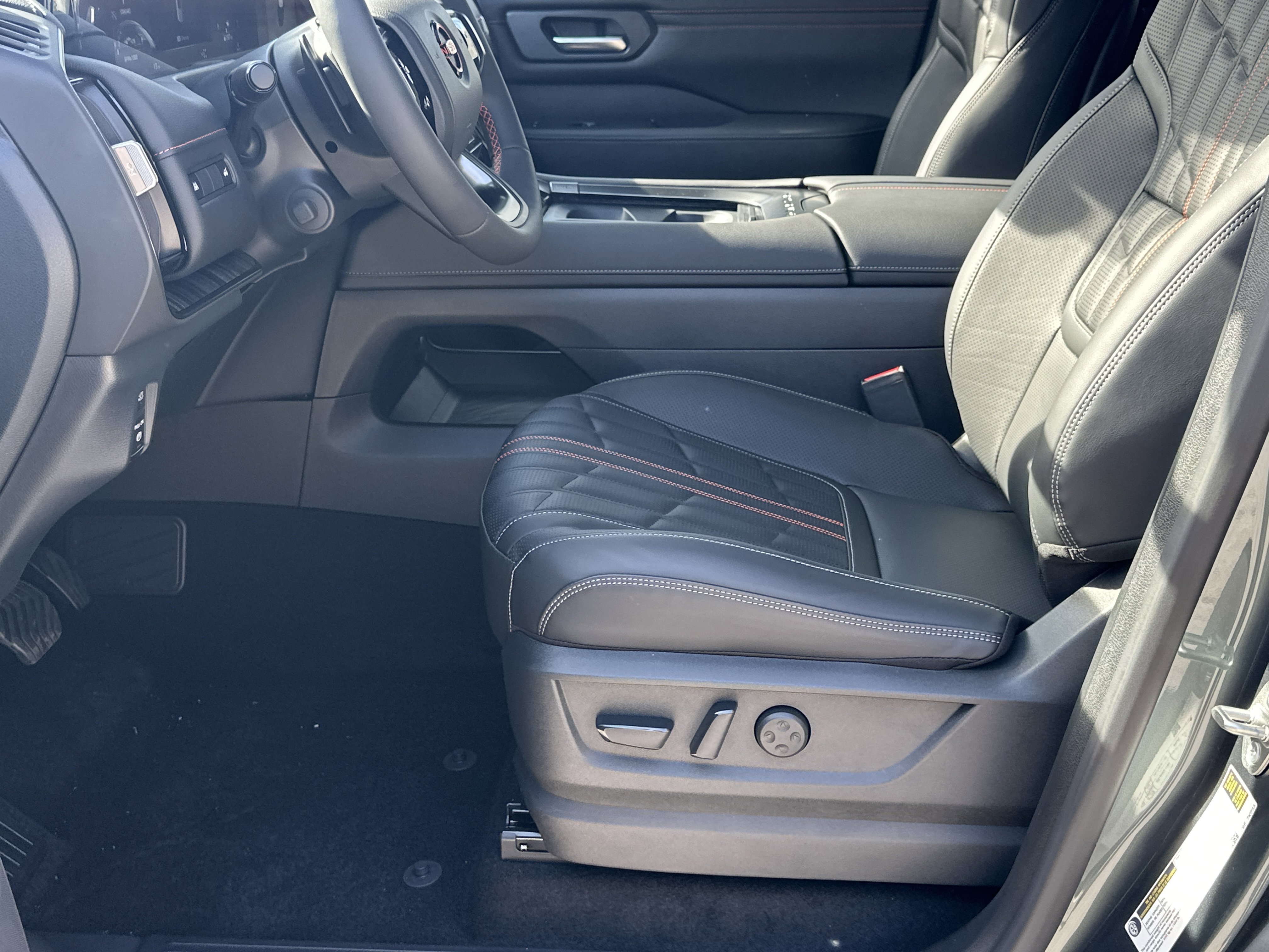 New 2026 Nissan Armada PRO-4X image 9