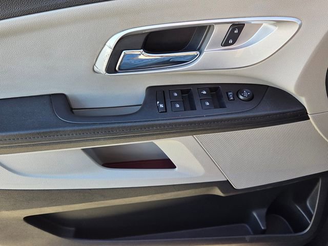 Used 2017 Chevrolet Equinox LT w/ Convenience Package image 29