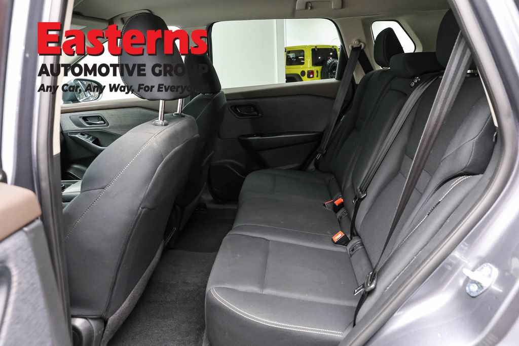 Used 2023 Nissan Rogue S AWD/4WD image 22